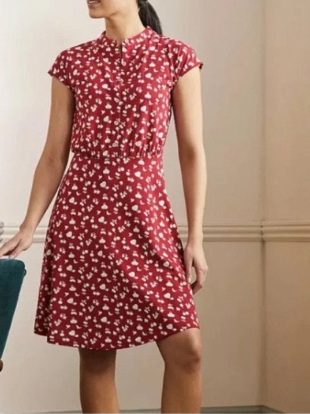 Boden Flippy Jersey Dress in Red Floral size 12R